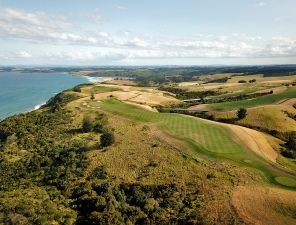 Kauri Cliffs 17th Aerial Left